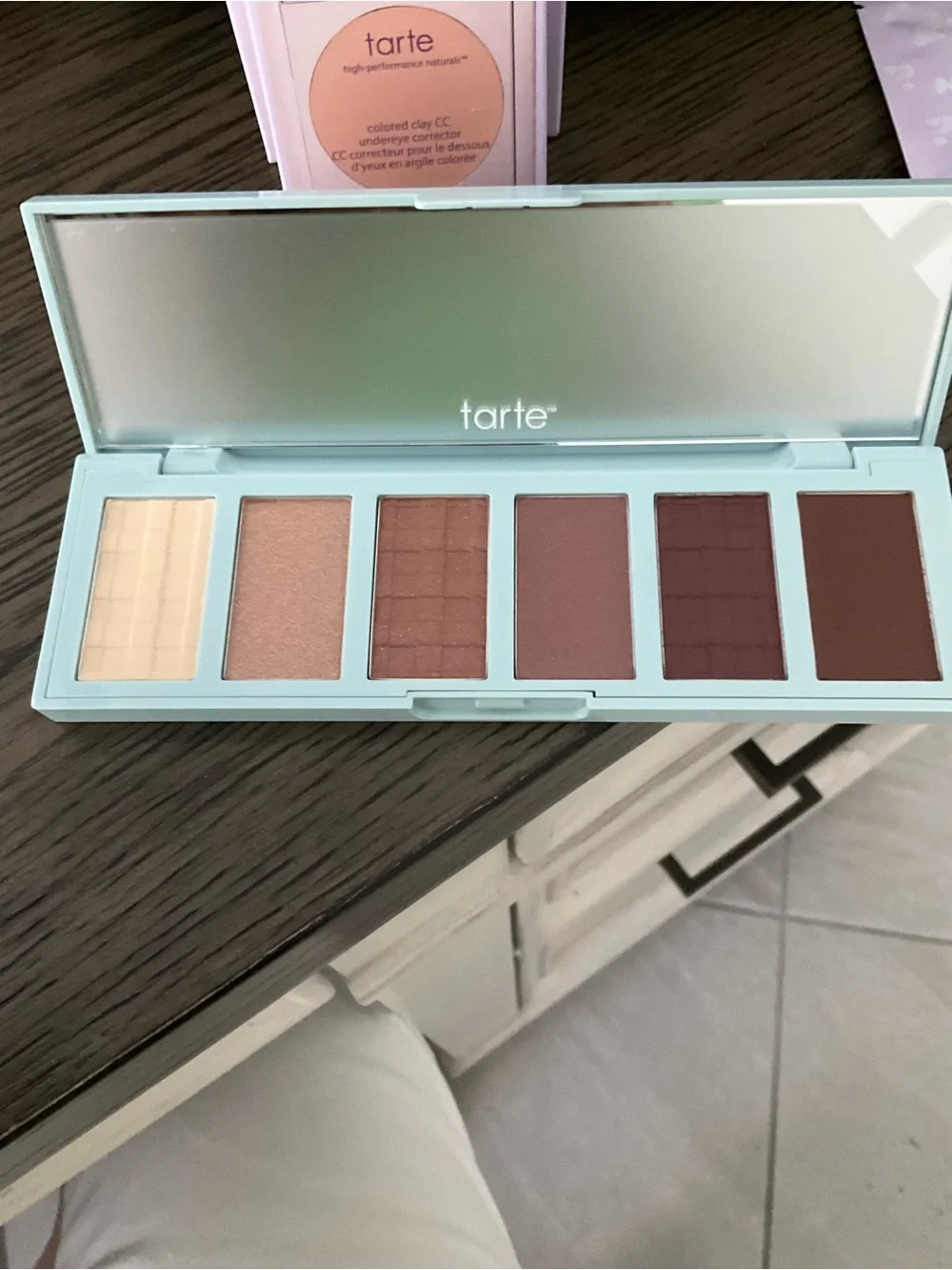 Tarte make up set with black make up case NWT